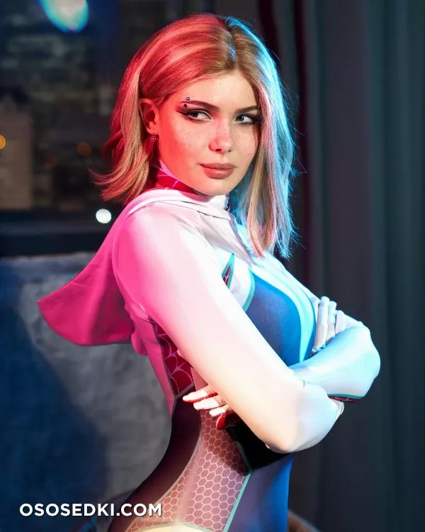 Purple Amelie - Spider-Gwen - 1
