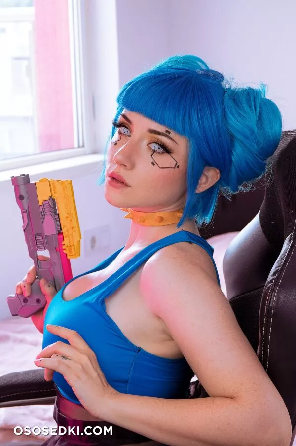 Ezysummers - Blue Moon - 3