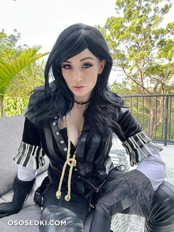 Kayla Erin - Yennefer - 2