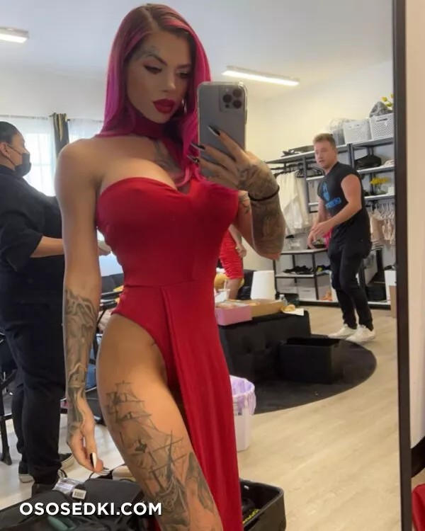 Chantal Danielle - 4