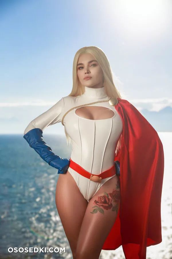 Kalinka Fox - Power Girl - 1