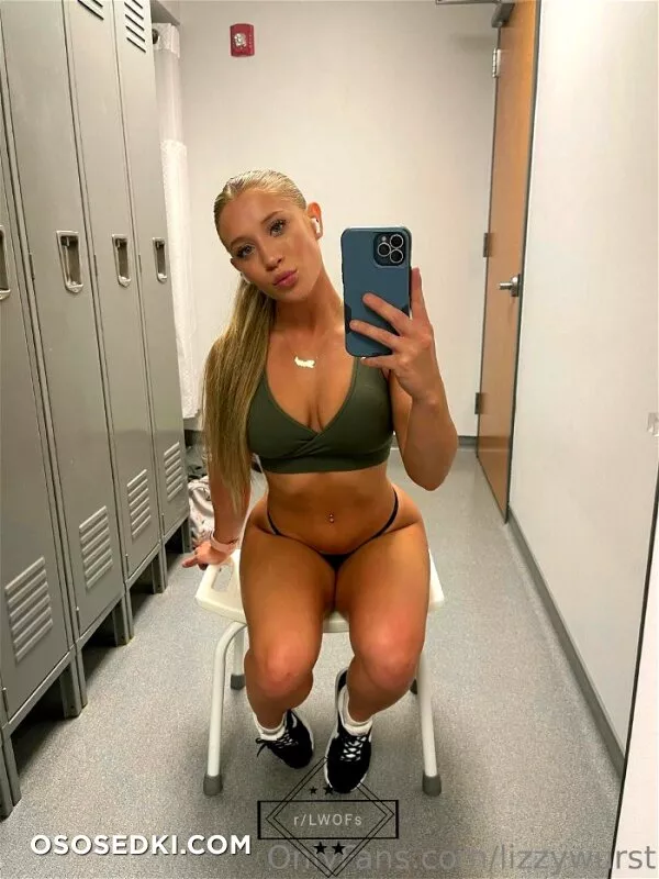 Lizzy Wurst Sexy Ass Thong Gym Mirror - 3
