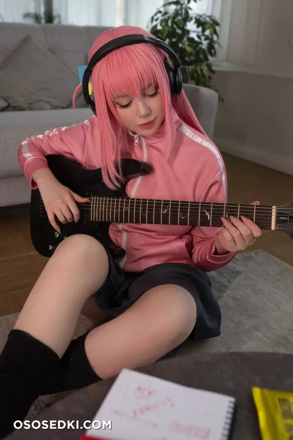 Alina Becker - Bocchi the rock - 2