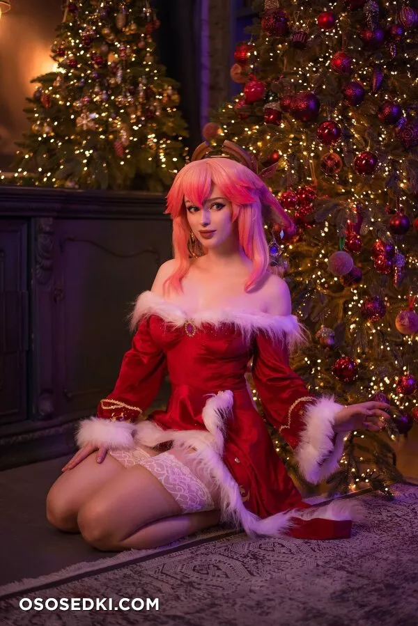 Lady Melamori - Yae Miko Christmas - 4