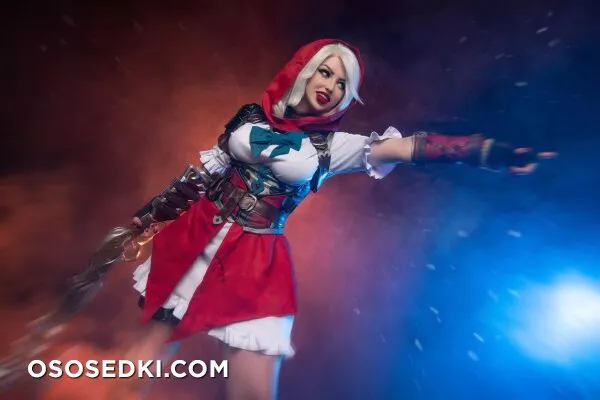 Lady Melamori - Ashe Red Hood Riding Wood - 2