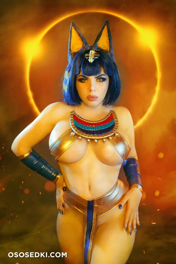 Alice Cosplay - Ankha - 2