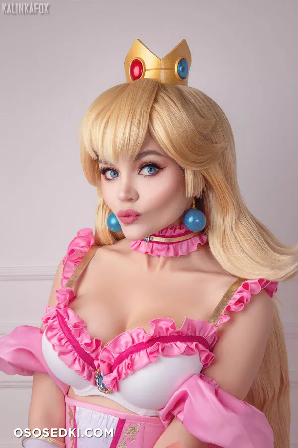 Kalinka Fox - Peach - 2