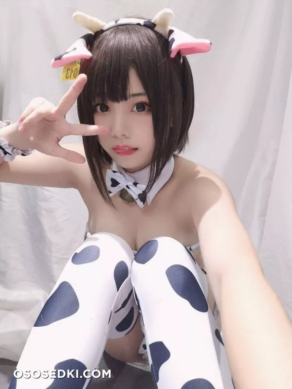 |蜜汁猫裘| 小奶牛自拍版女仆 - |20P| - 4