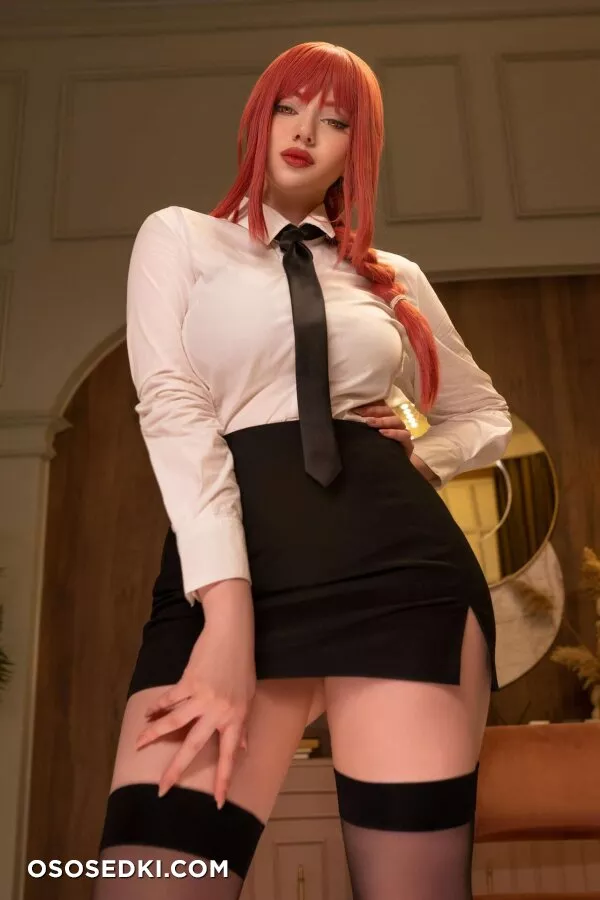 Alina Becker - Makima - Chainsaw Man - 1