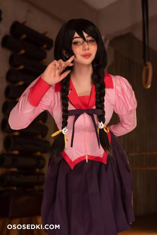 Alina Becker - Tsubasa Hanekawa - Bakemonogatari - 1