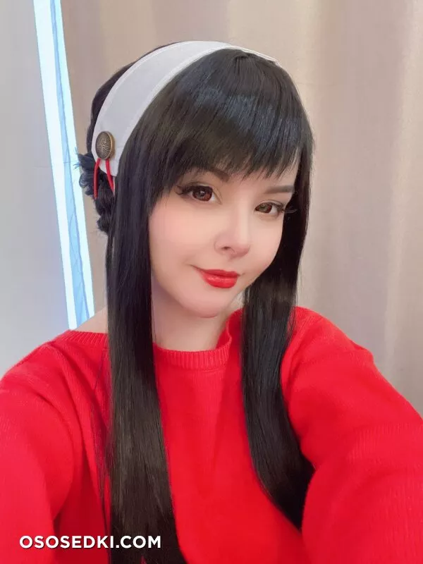 Helly Valentine - Yor Forger Casual Selfies (Spy x Family) - 1