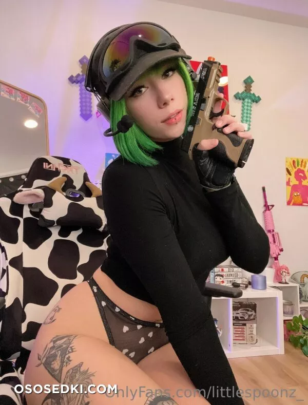 Littlespoonz - Elzbieta Bosak - Tom Clancys Rainbow Six - 1