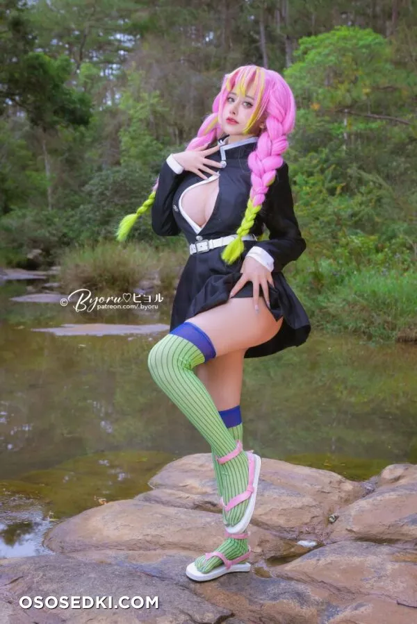Byoru - Mitsuri (Kimetsu No Yaiba) - 1