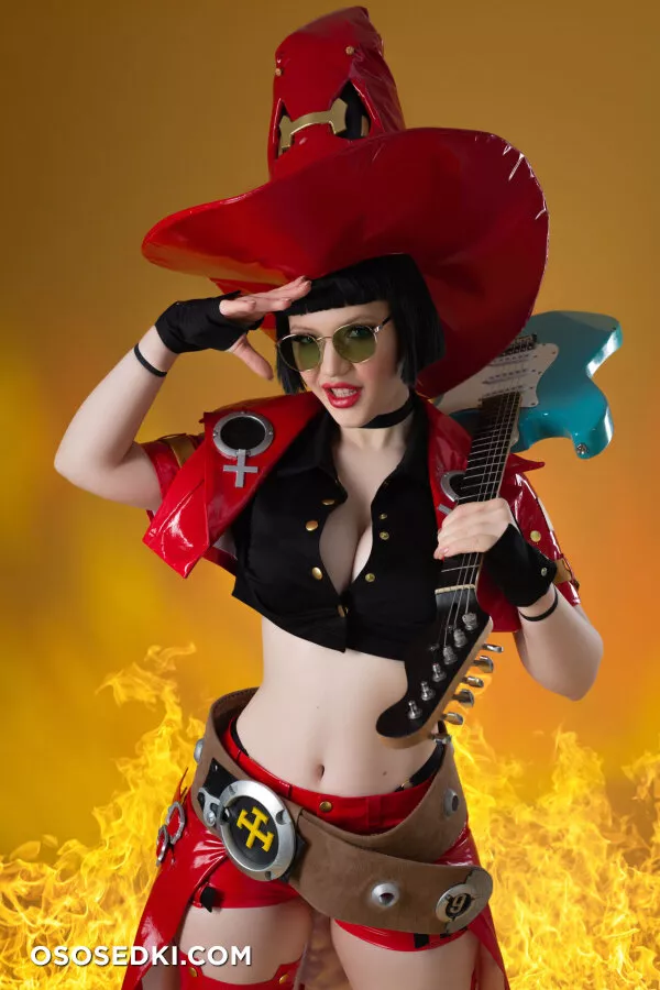 Lada Lyumos - I-no - Guilty Gear - 1