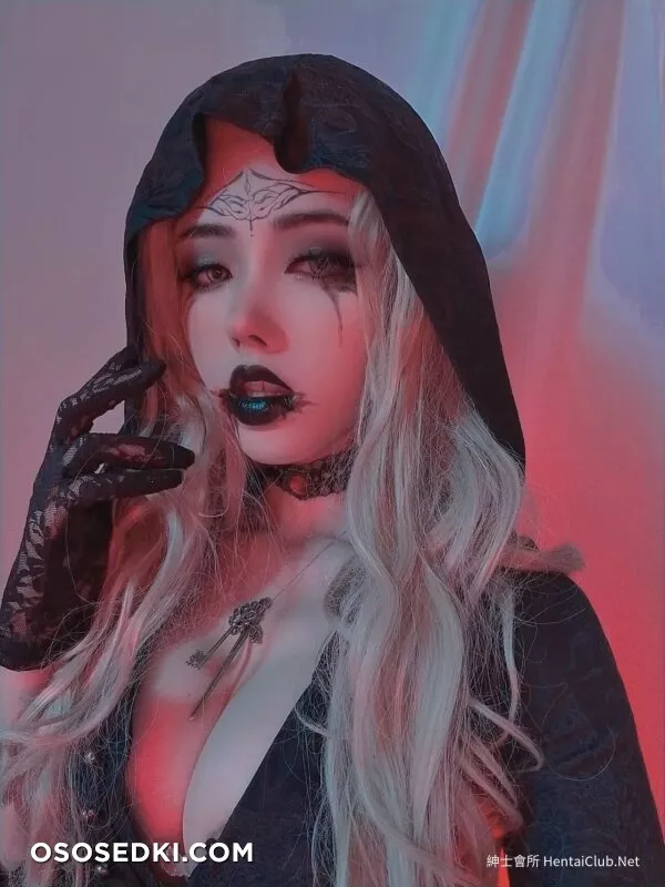 Titi Cosplay - Bela Dimitrescu - Resident Evil | Biohazard - 1