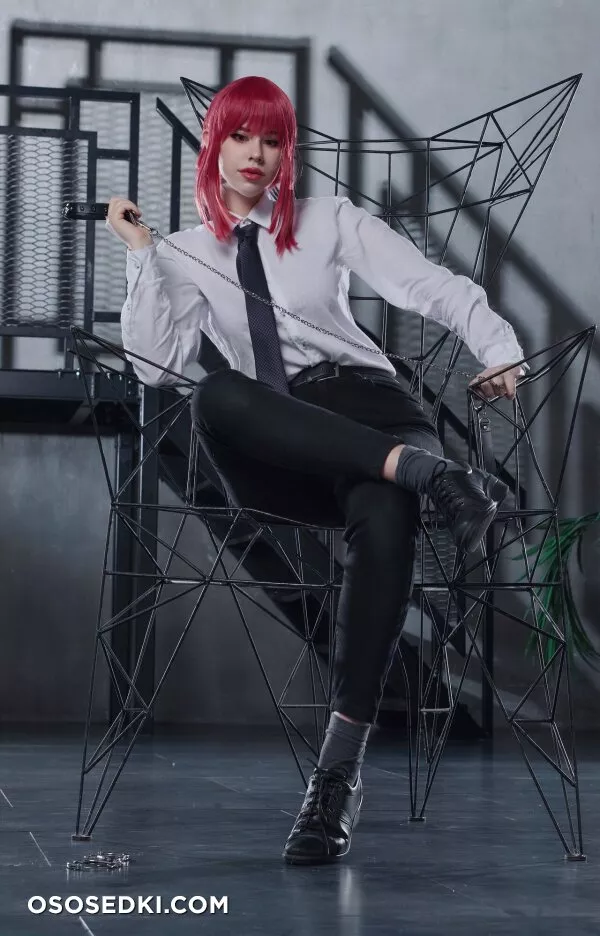 Voezacos - Makima - Chainsaw Man - 1