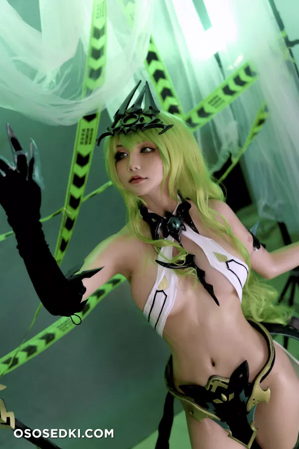 Joyce Lin - Mobius - Honkai Gakuen - 5