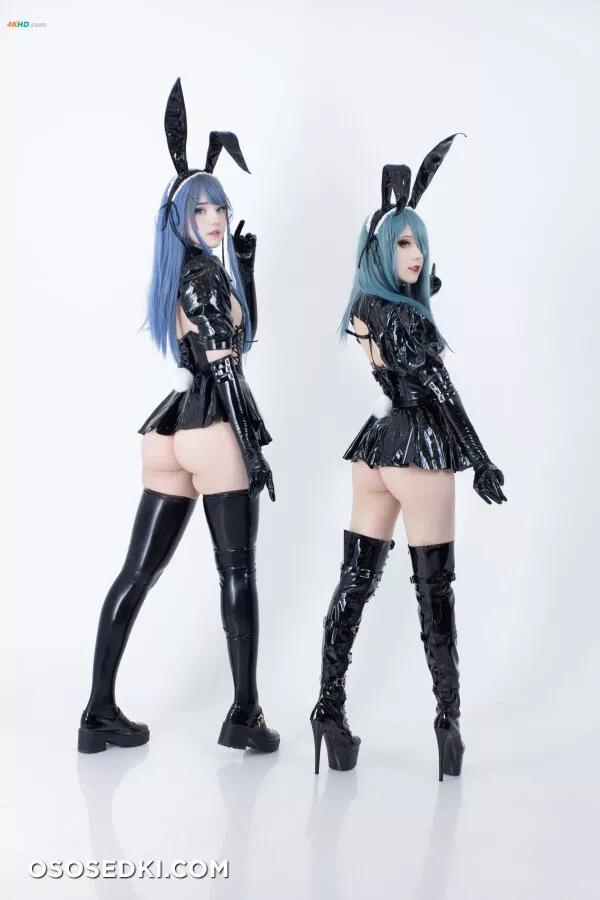 Candy_Ball – Latex Bunny Twins - 1