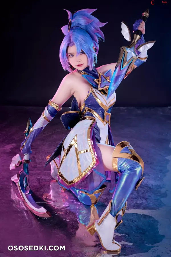 ZinieQ (ジニCosplayer) and PingPing cosplay Akali Star Guardians and Kai'sa - League of Legends - 2