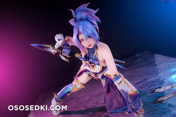 ZinieQ (ジニCosplayer) and PingPing cosplay Akali Star Guardians and Kai'sa - League of Legends - 4