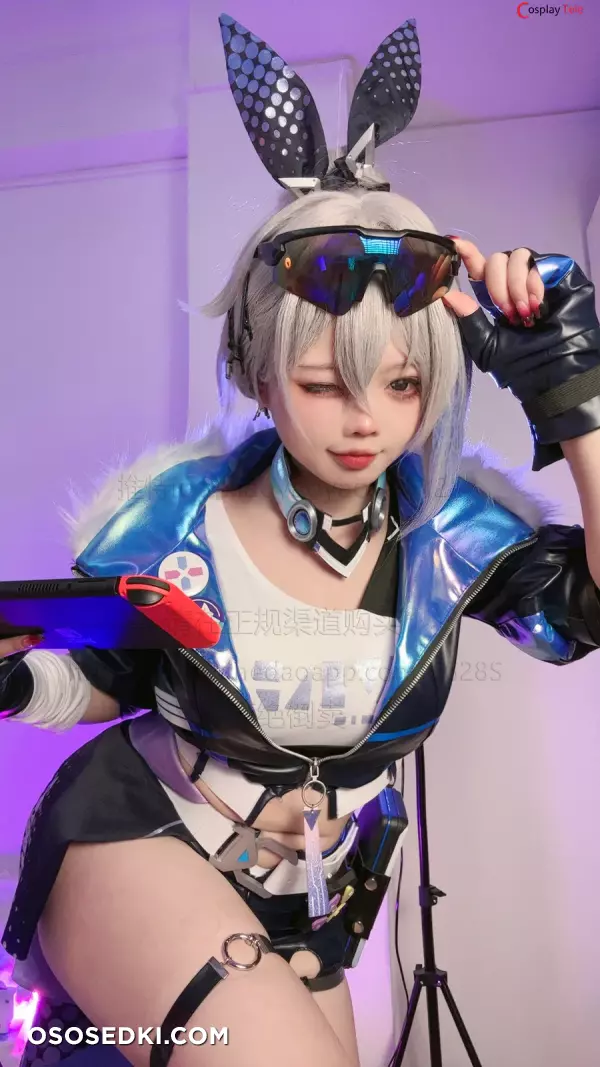 小瑶幺幺 (xiaoyaoyaoyao12) cosplay Silver Wolf – Honkai:Star Rail - 2