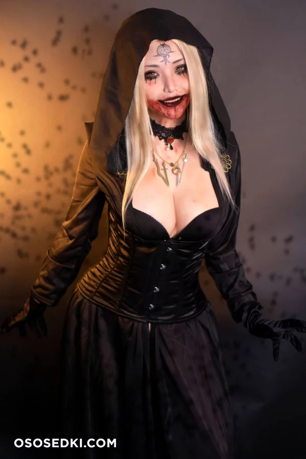 Hana Bunny - Daniela Dimitrescu - Resident Evil | Biohazard - 1