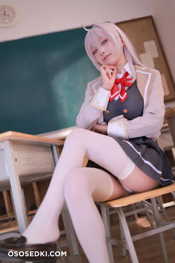 Aqua Area - Alisa Mikhailovna Kujou - Tokidoki Bosotto Russia-go De Dereru Tonari No Alya-san - 1