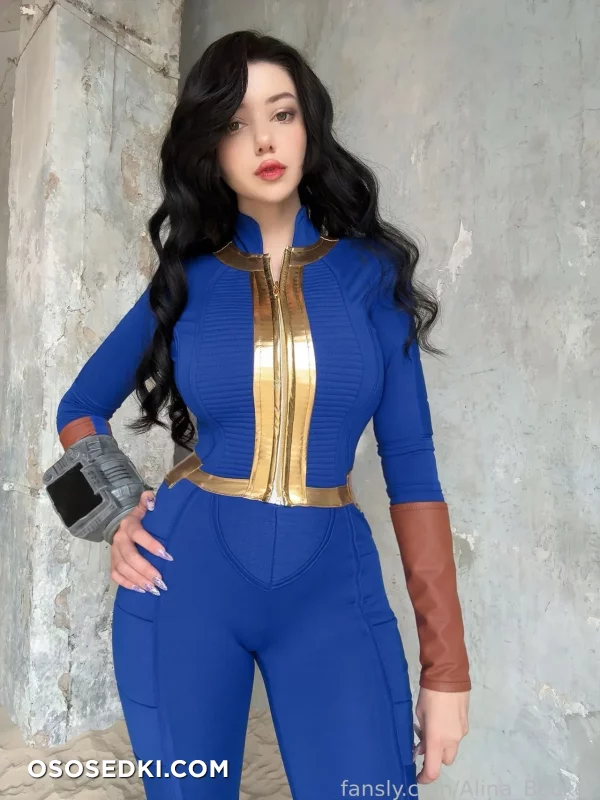 Alina Becker - Vault Girl - Fallout - 1