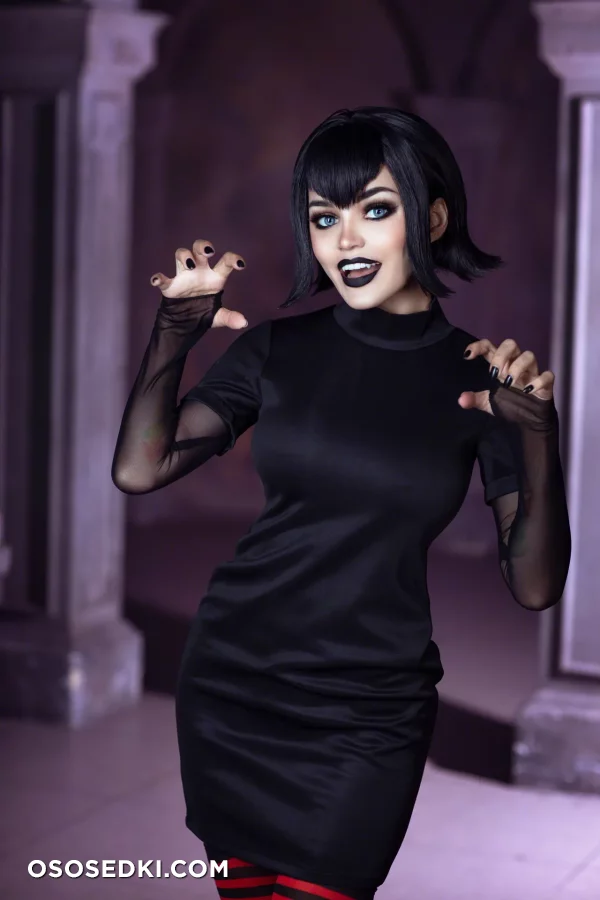Kalinka Fox | Christina Fink - Mavis Dracula - Hotel Transylvania - 4