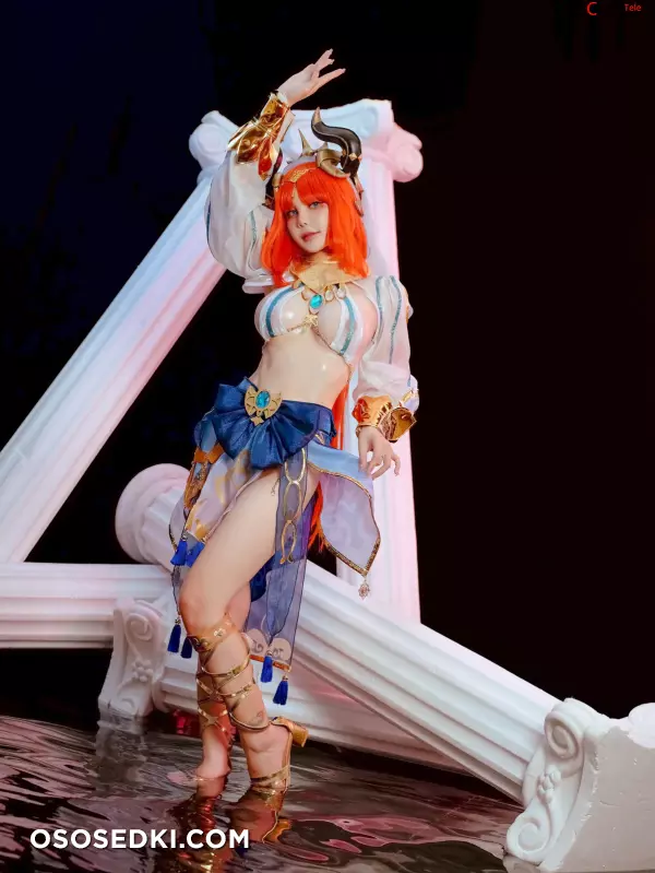 Joyce (Joyce Lin2x) cosplay Nilou - Genshin Impact - 2