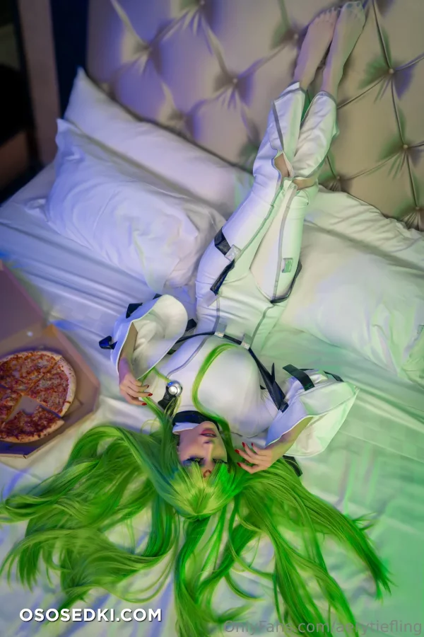 Aery Tiefling - C.c. - Code Geass - 2