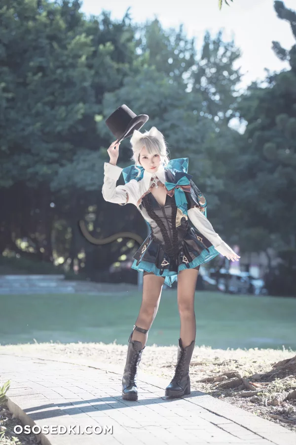 Momocat - Lynette - Genshin Impact - 1