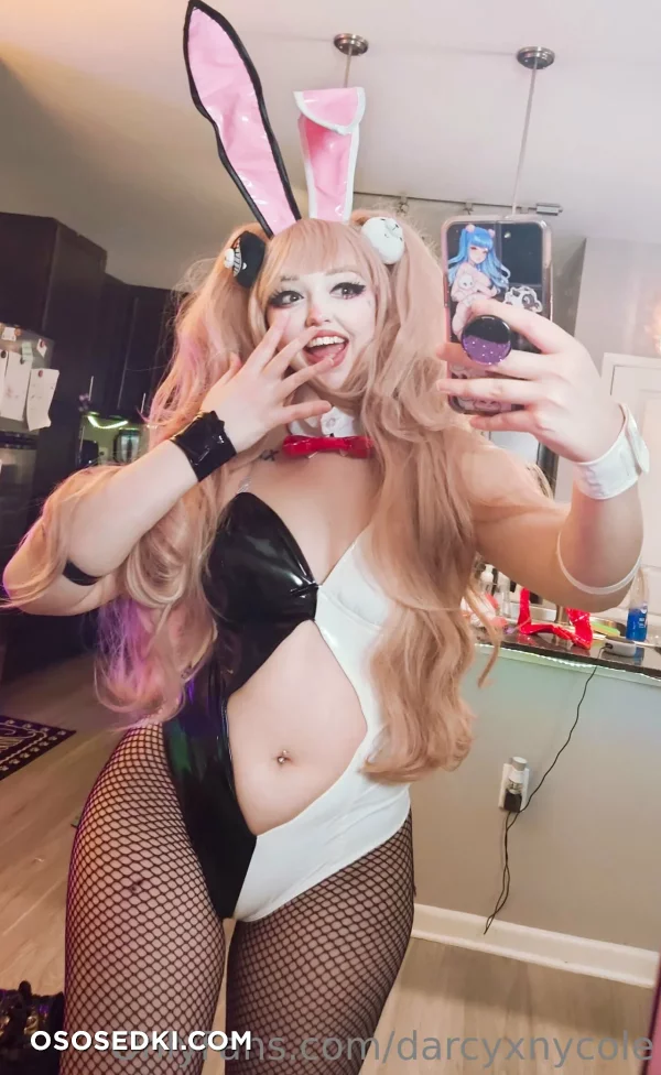 Darcy Nycole - Junko Enoshima - Danganronpa - 3