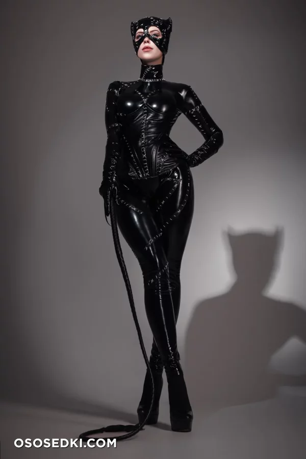 Aleksandra Bodler - Catwoman - Batman - 3