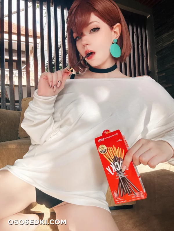 Caticornplay - Momo Ayase - Dandadan - 3