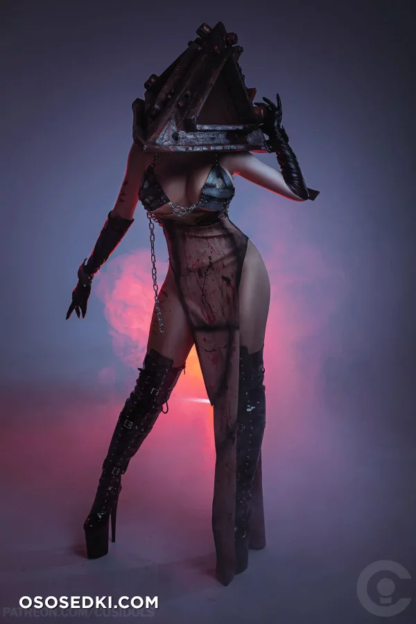 Fariko - Pyramid Head - Silent Hill - 3
