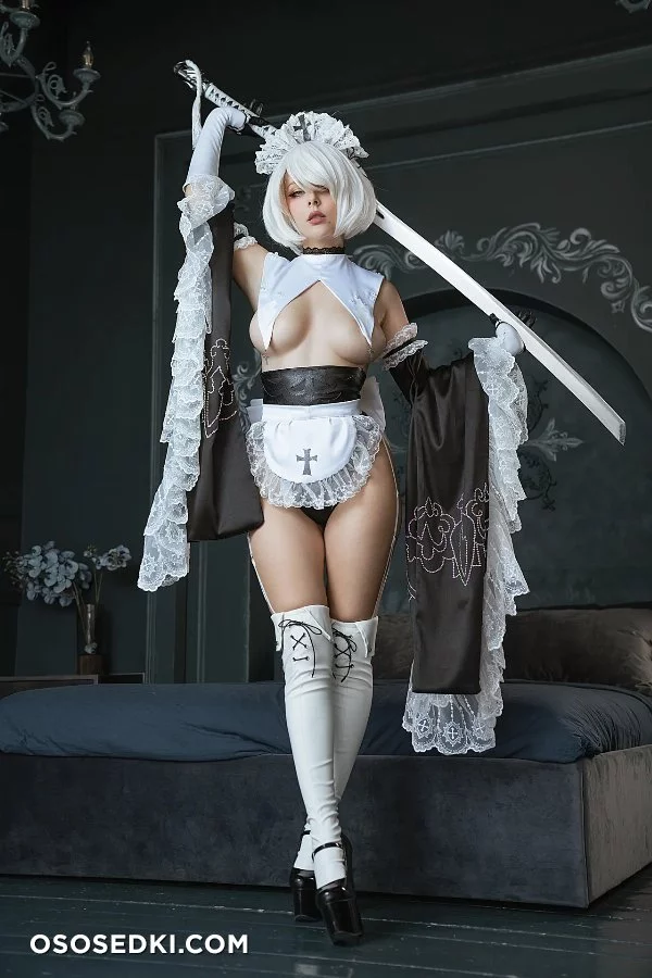 Helly Von Valentine  Disharmonica - 2b - Nier Automata - 1