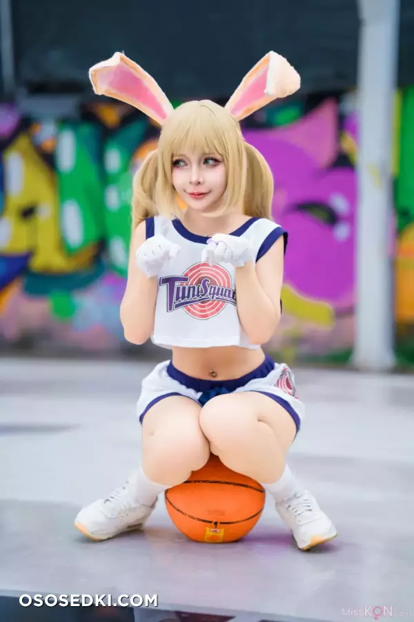 UmekoJ: Lola Bunny - 5