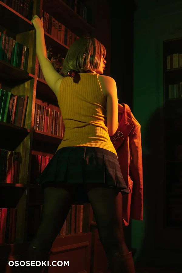 Julia Shuenkova  Asami Gate - Ashley Graham - Resident Evil  Biohazard - 5