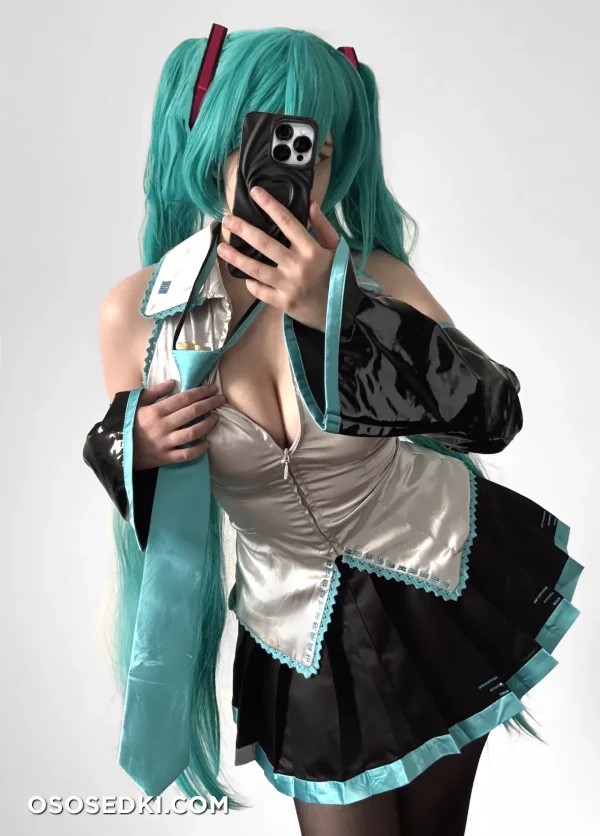 Qiandai Yiyu - Miku Hatsune - Vocaloid - 3