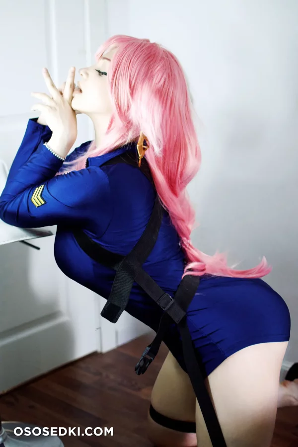 Evelinaava - Yae Miko - Genshin Impact - 4