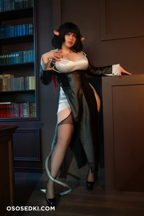 Alice Cosplay  Your Personal Succubus - Jane Doe - Zenless Zone Zero - 1