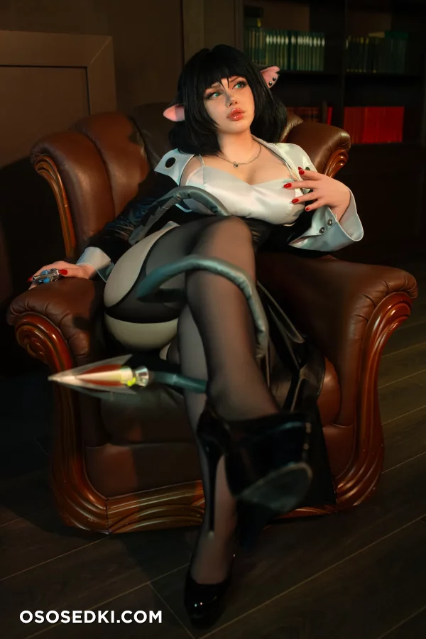 Alice Cosplay  Your Personal Succubus - Jane Doe - Zenless Zone Zero - 3