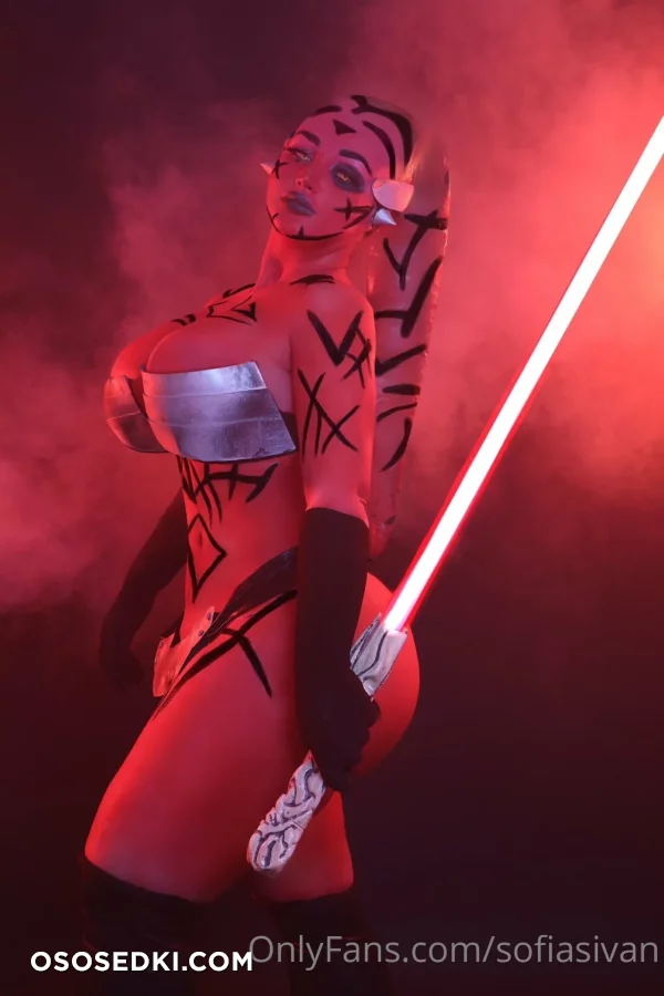 Sofia Sivan - Darth Talon - Star Wars - 2