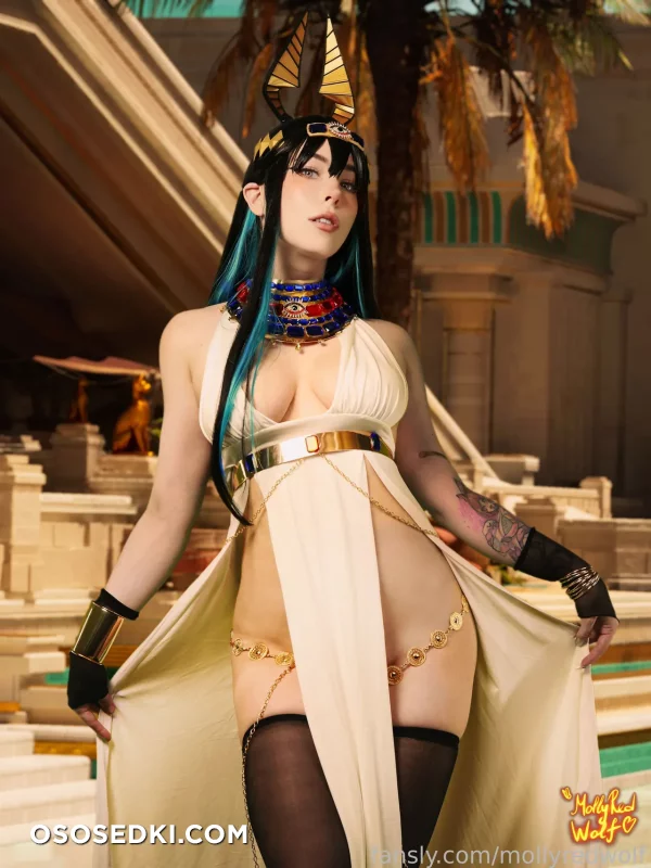 Molly Red Wolf - Anubis - 1