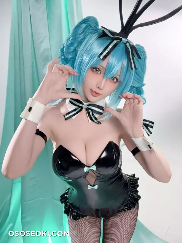 Hoshilily - Hatsune Miku Bunny Girl - 1