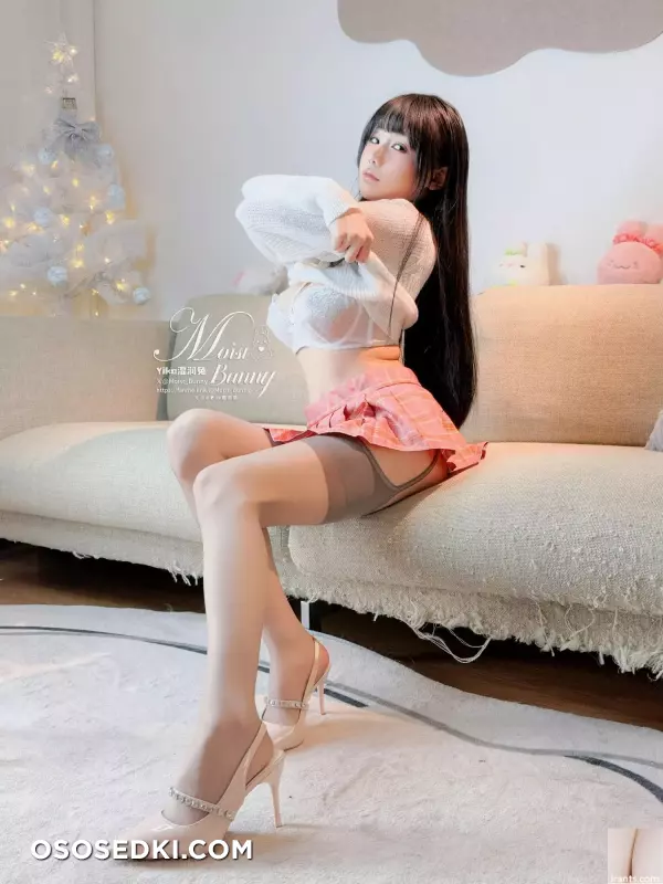 Welfare Girl Bite a Rabbit Girl  - 4