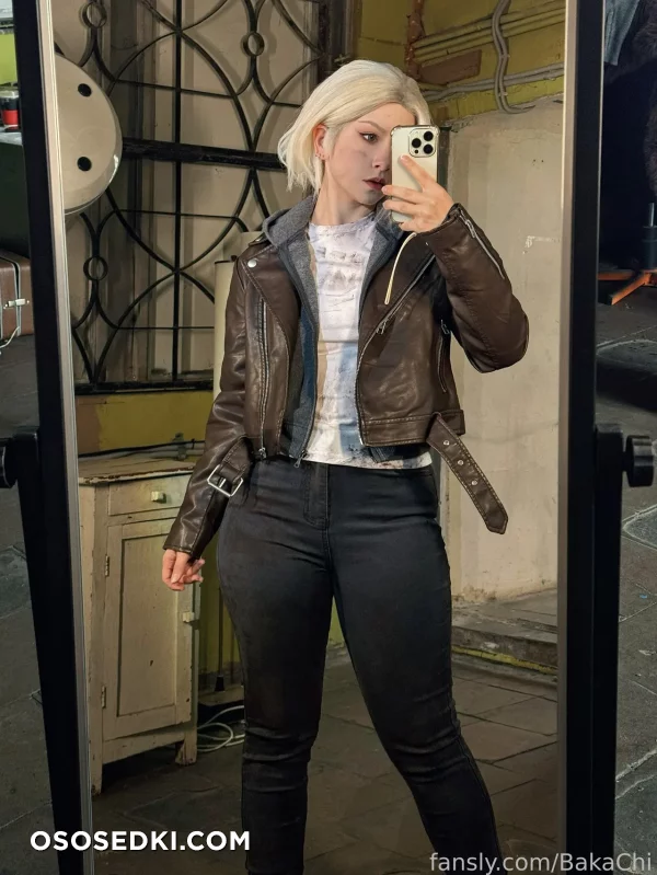Bakachi - Grace Ashcroft - Resident Evil  Biohazard - 1