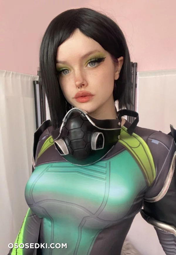 Sophie Snomster - Viper - Valorant - 1