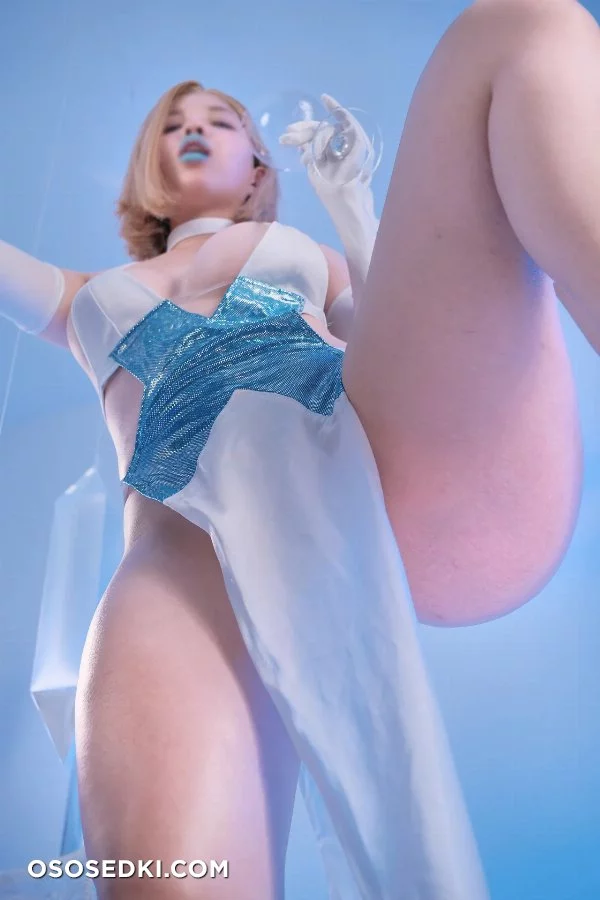 Rumi - Emma Frost - X-men - 5